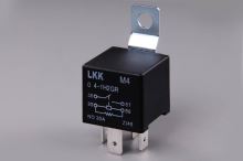 Spínací relé 12V 40A